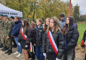 Uczniowie podczas lekcji pamięci